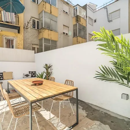 Casa Boma - Elegant With Private Terrace - Ajuda Ii Lisbon